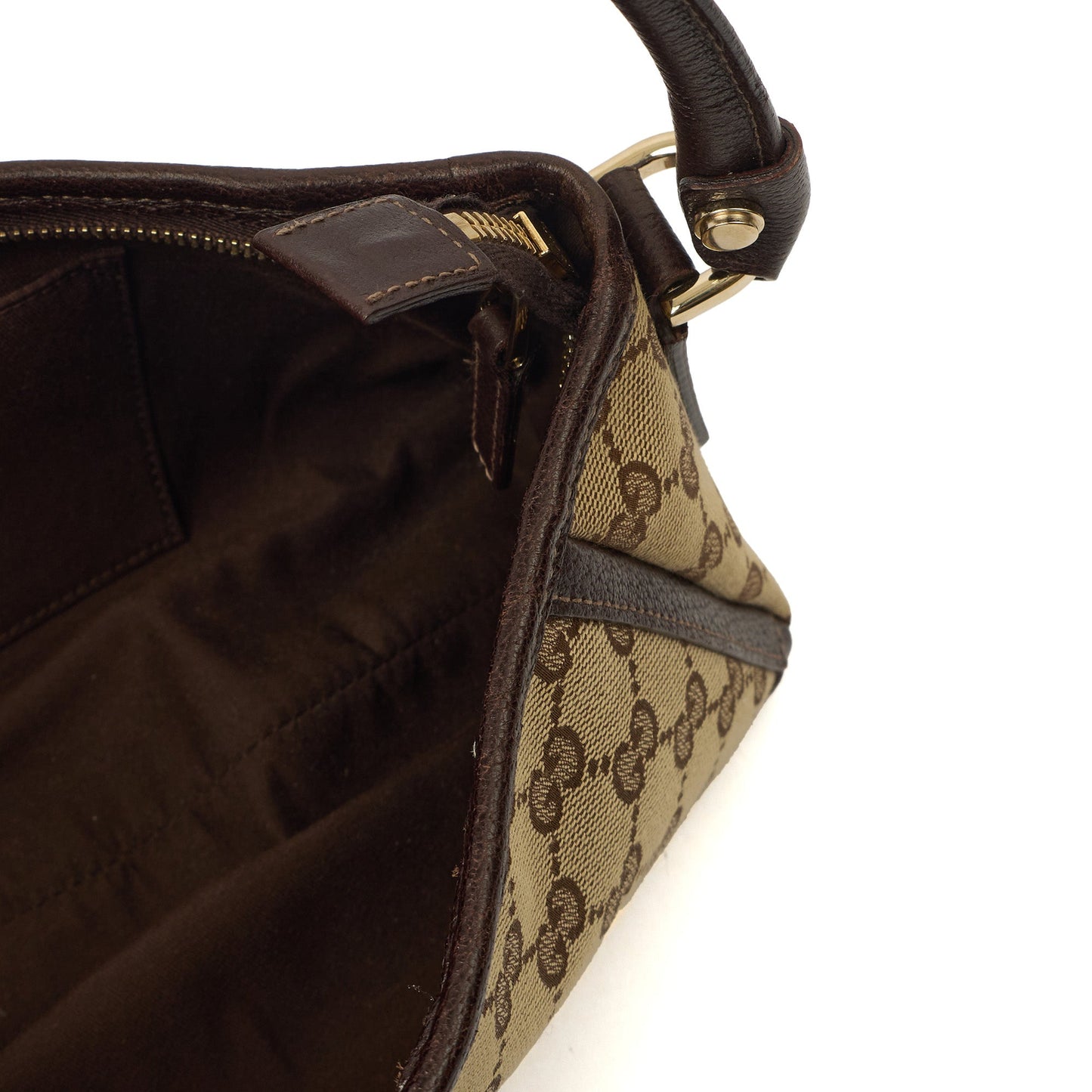 Gucci Shoulder Bag Pochette in Brown, GG Supreme Canvas — Detail View