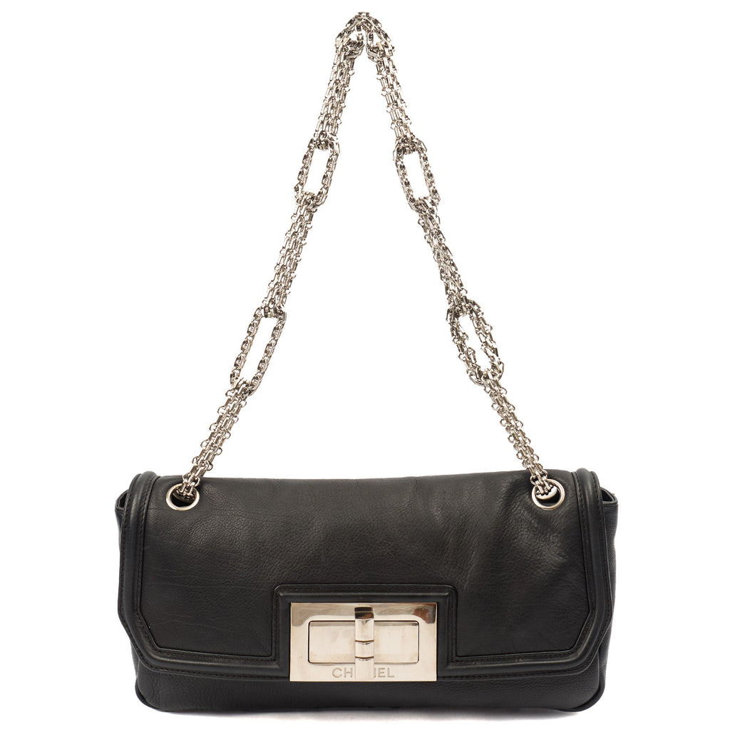 Chanel Shoulder Bag Accordian Flap Bag in Black, Leather — Front View