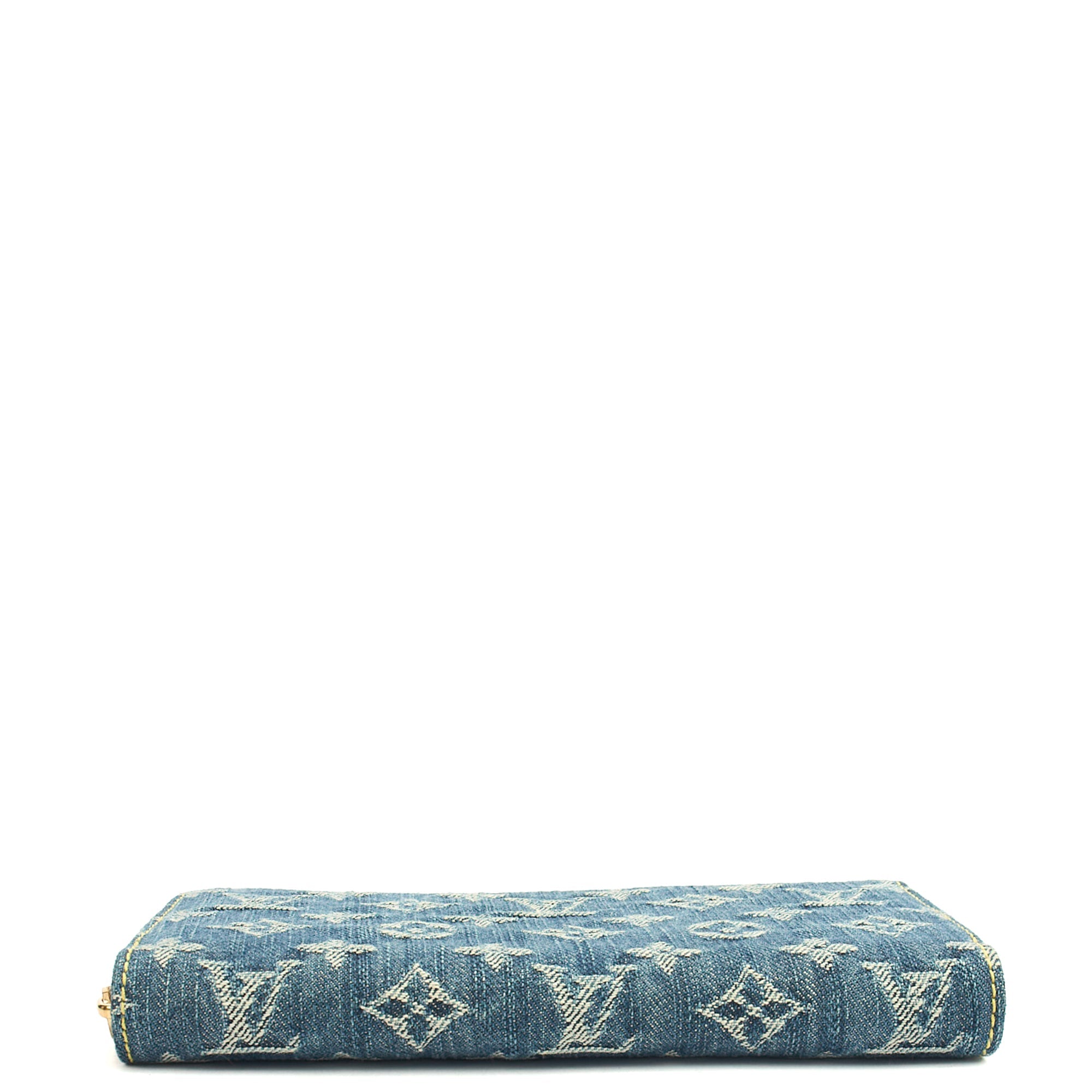 Louis Vuitton Wallet Zippy Wallet in Denim, Canvas — Top View