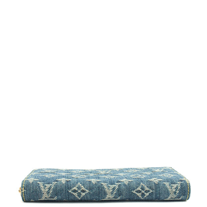 Louis Vuitton Wallet Zippy Wallet in Denim, Canvas — Top View