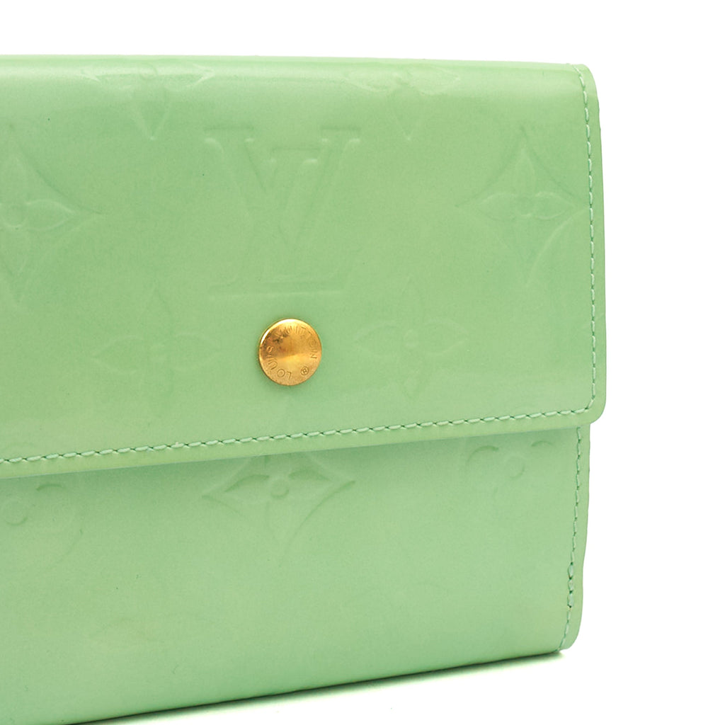 Louis Vuitton Wallet Wallet in Green, Patent Leather — Lifestyle View