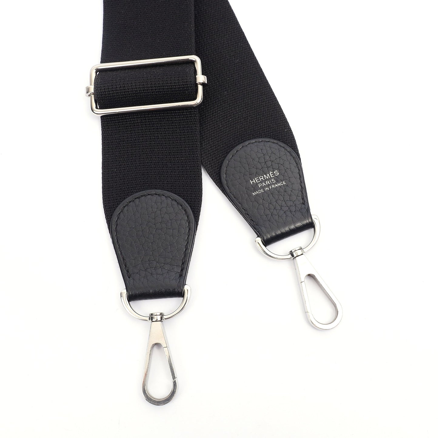 Hermes Evelyne 29 in Black, Clemence Leather — Detail View