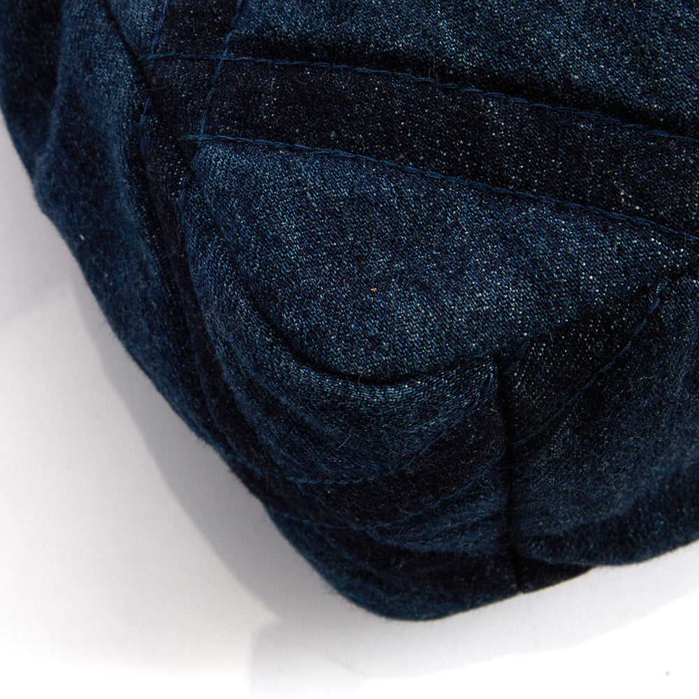 Chanel Shoulder Bag Chanel 19 in Navy, Fabric — Alternate View 35