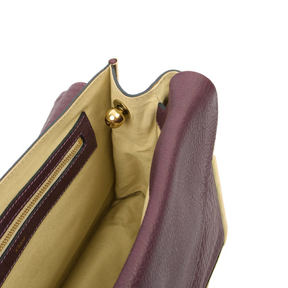 Chloe Shoulder Bag Sally - Medium in Plum Purple, Calfskin Leather — Detail View