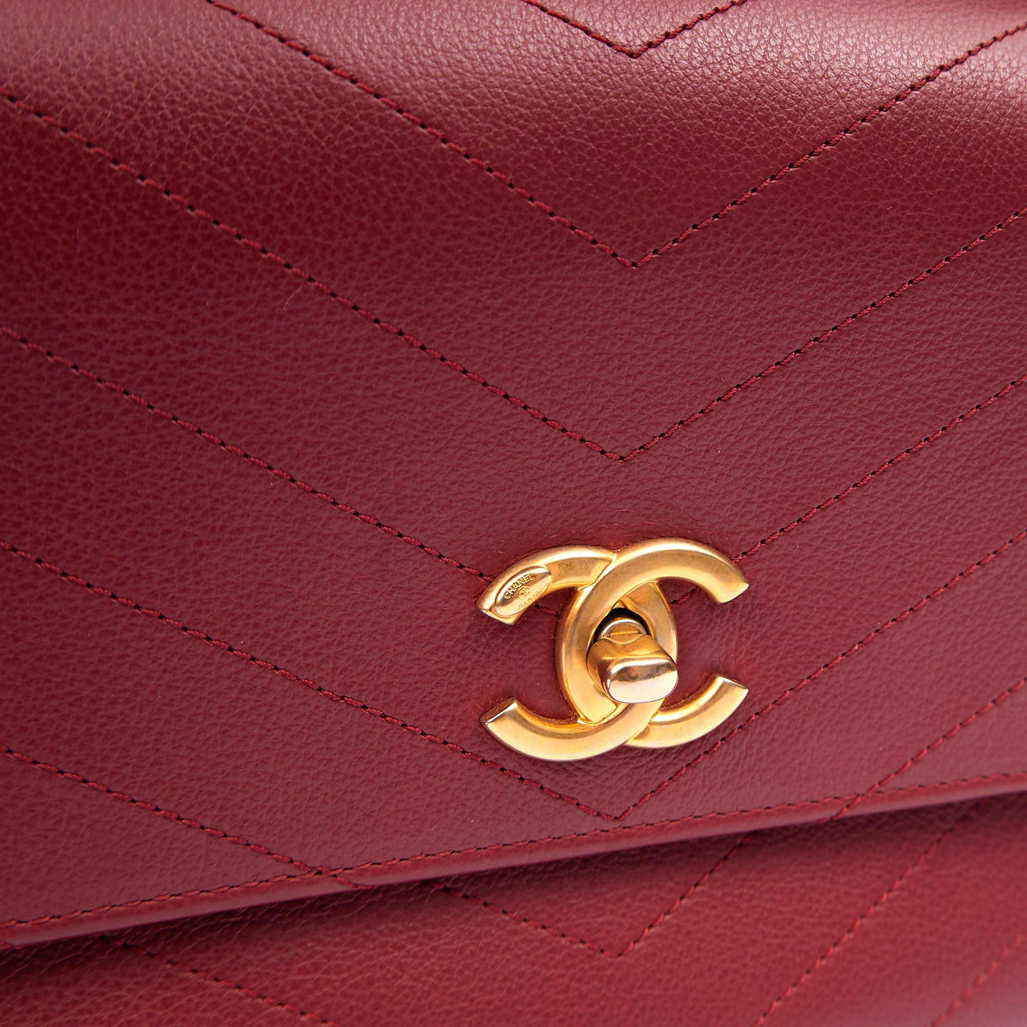 Chanel Top Handle Flap Bag With Top Handle in Red, Leather — Detail View