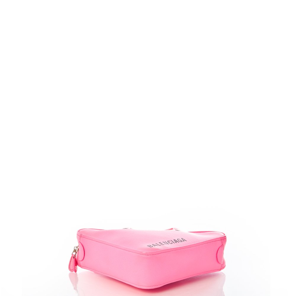 Balenciaga Top Handle Triangle Duffle S  in Pink, Leather — Detail View