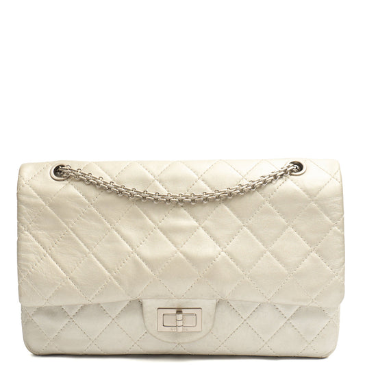 Chanel Shoulder Bag 2.55 Reissue - Maxi in Metallic, Lambskin Leather — Front View