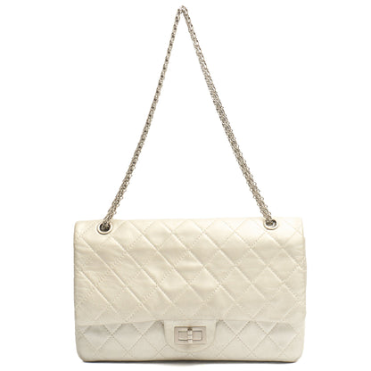 Chanel Shoulder Bag 2.55 Reissue - Maxi in Metallic, Lambskin Leather — Alternate View 7