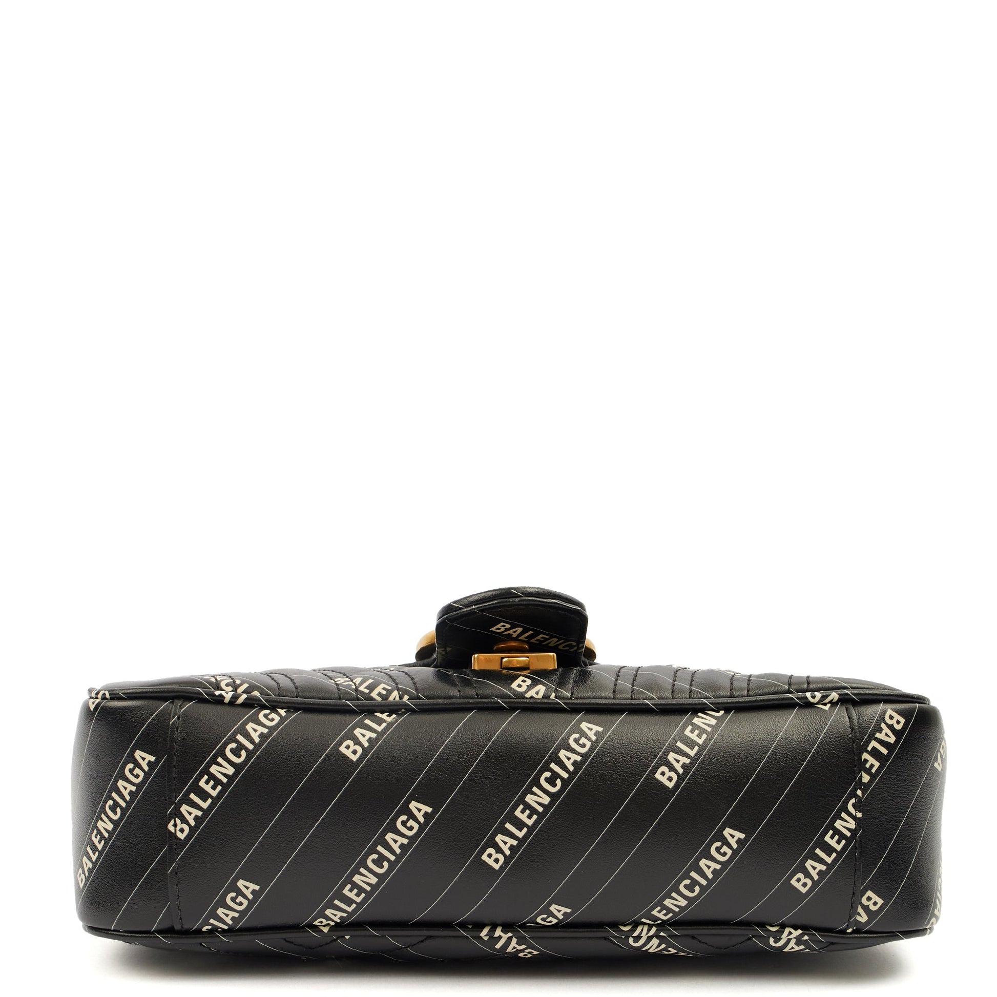 Gucci Shoulder Bag Marmont Shoulder Flap Bag - Medium in Black, Leather — Alternate View 18