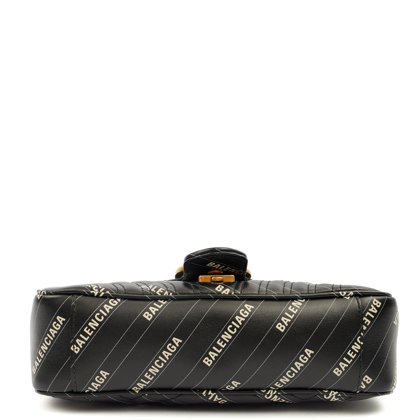 Gucci Shoulder Bag Marmont Shoulder Flap Bag - Medium in Black, Leather — Alternate View 11