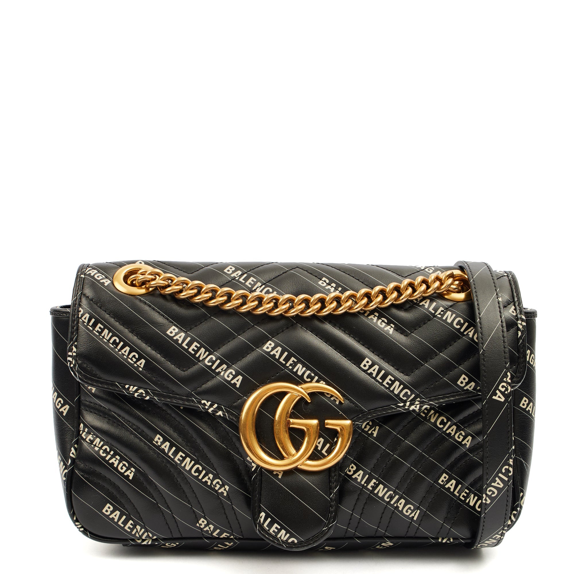 Gucci Shoulder Bag Marmont Shoulder Flap Bag - Medium in Black, Leather — Front View