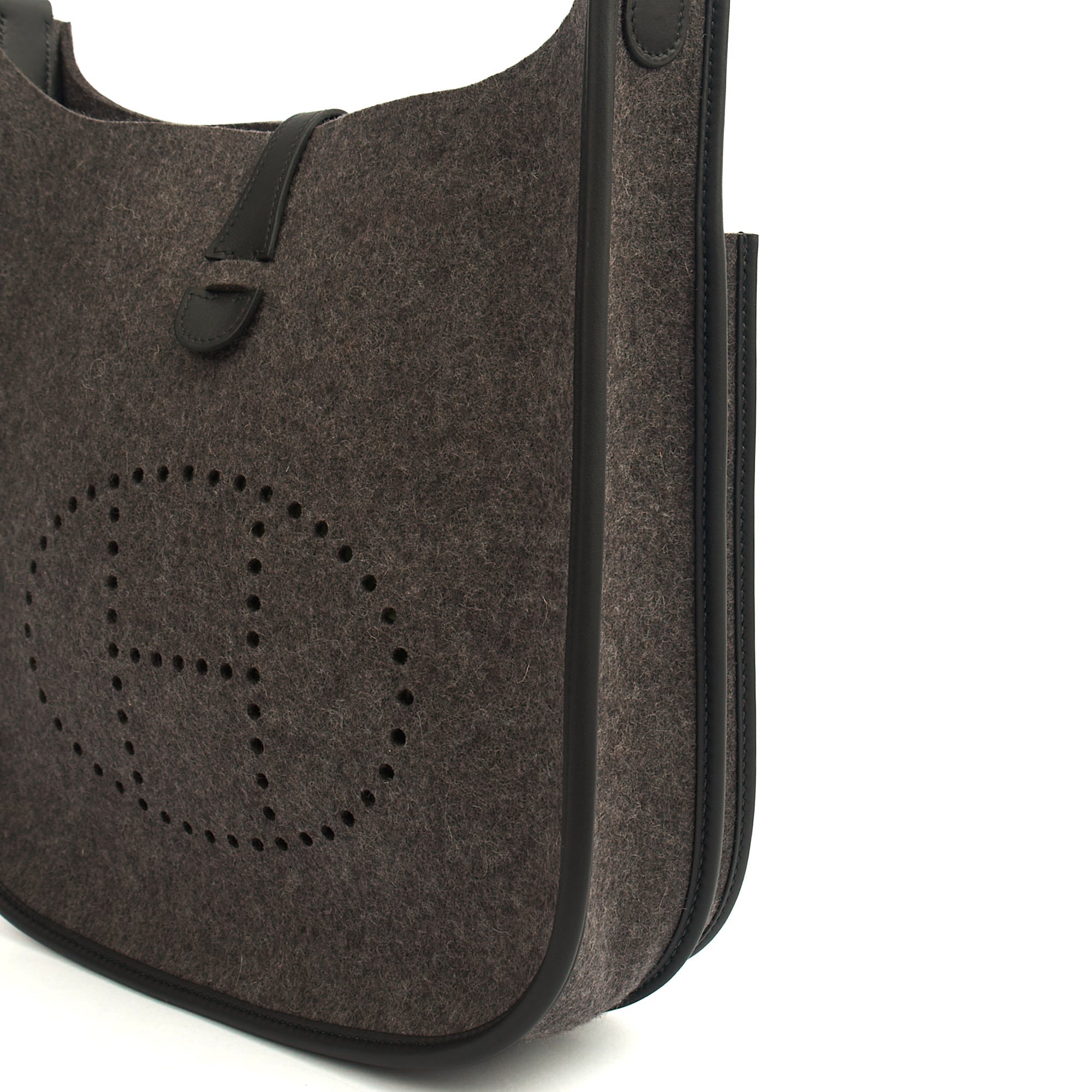 Hermes Evelyne 29 in Black, Canvas — Alternate View 7