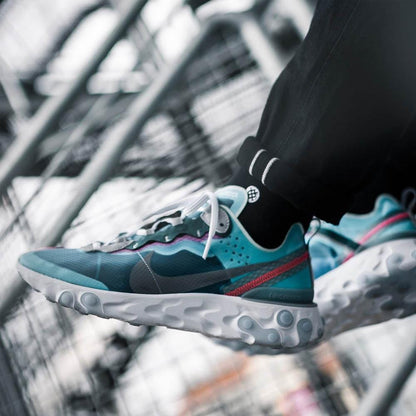 Nike React Element 87 Royal Tint Blue — UK 3 | EU 35.5 | US 3.5 — Lifestyle View