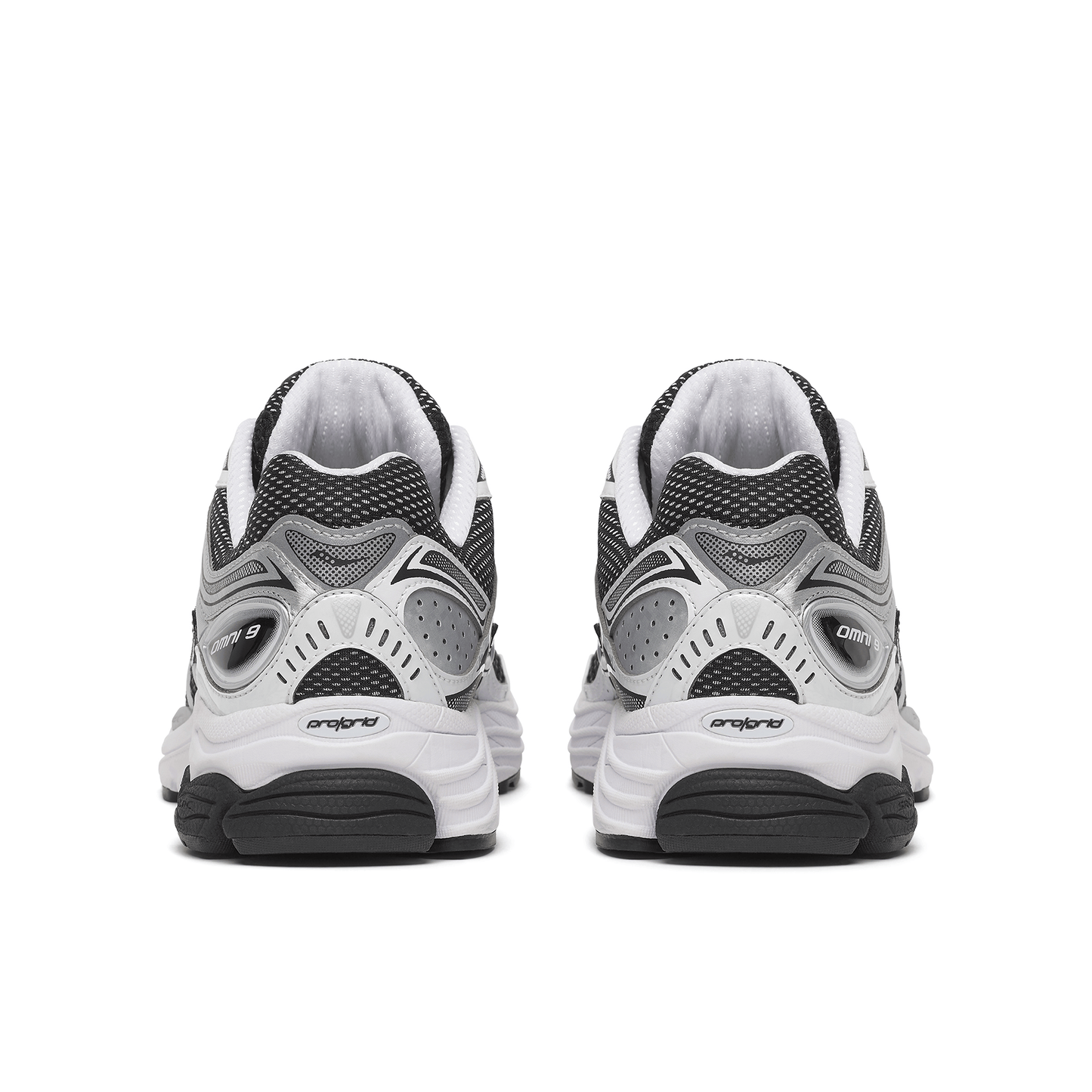 Saucony Progrid Omni 9 OG 'Black White' — UK 1 — Detail View