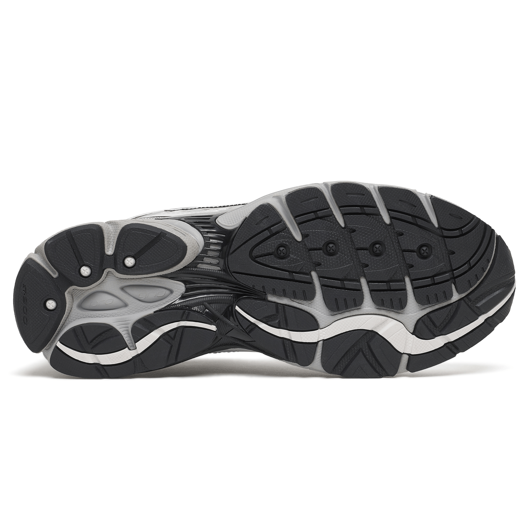 Saucony Progrid Omni 9 OG 'White Cadet' — UK 1 — Lifestyle View