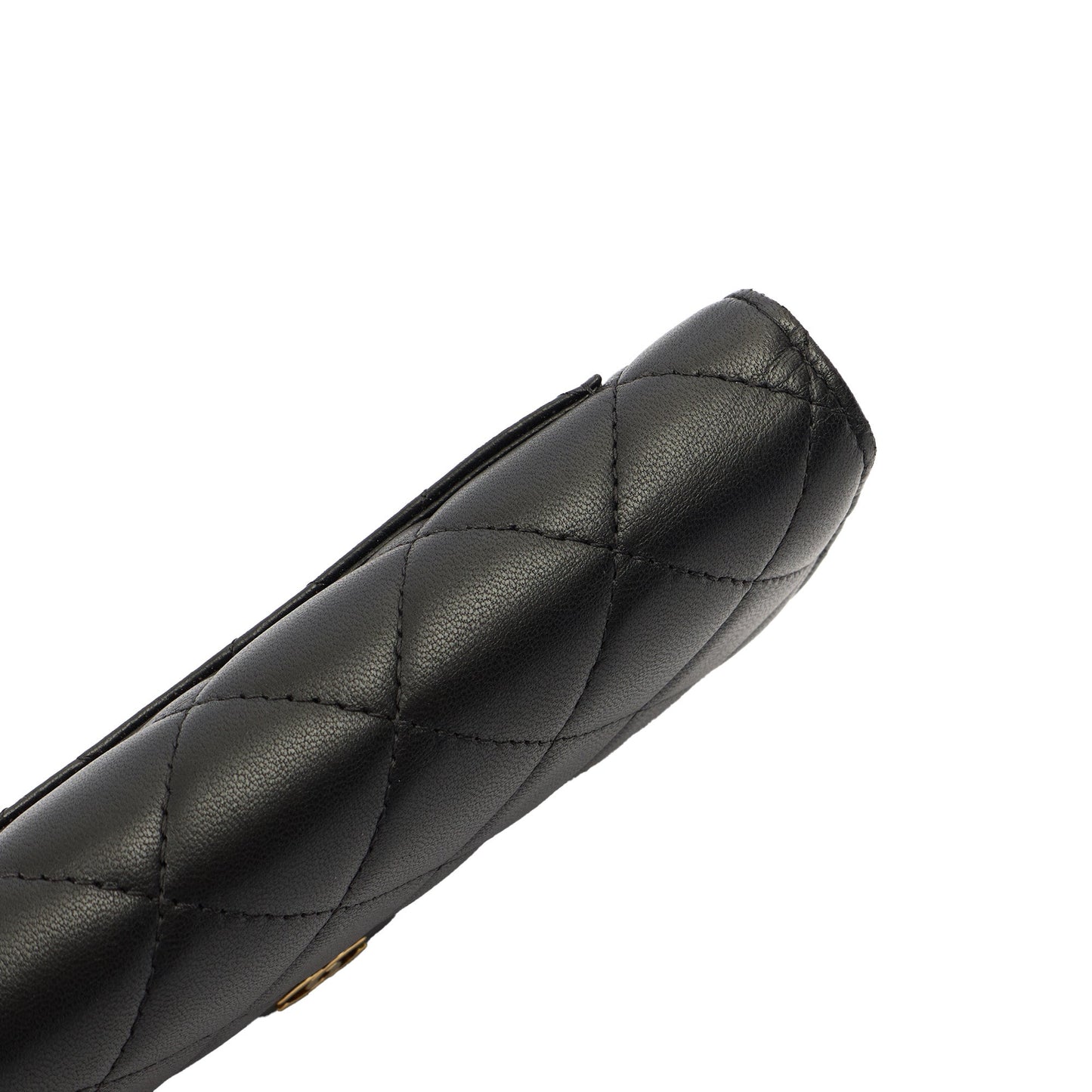 Chanel Purse Flap Wallet in Black, Lambskin Leather — Detail View