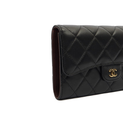 Chanel Purse Flap Wallet in Black, Lambskin Leather — Alternate View 8