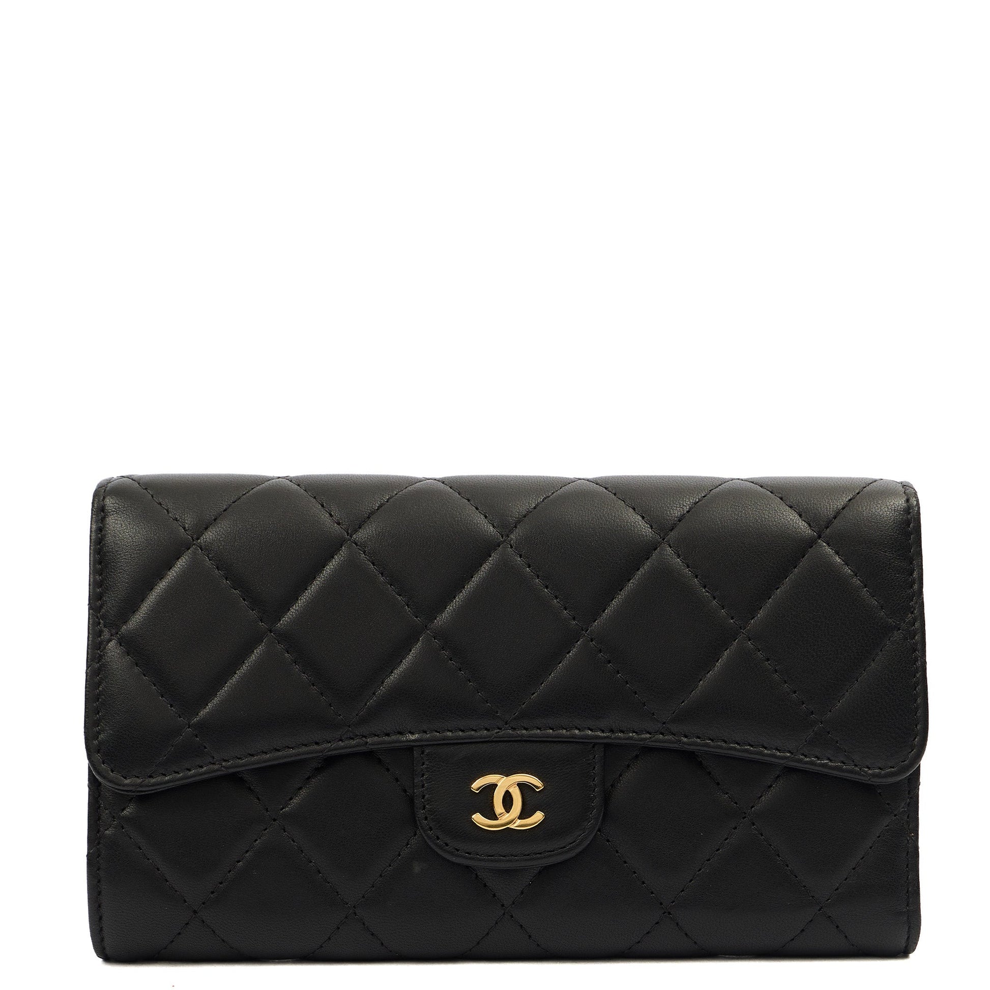 Chanel Purse Flap Wallet in Black, Lambskin Leather — Front View