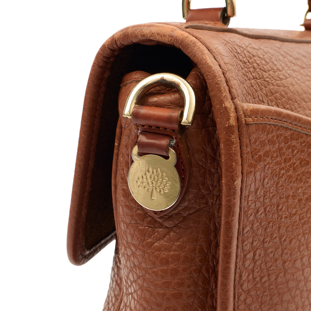 Mulberry Cross Body Bryn in Oak, Calfskin Leather — Lifestyle View