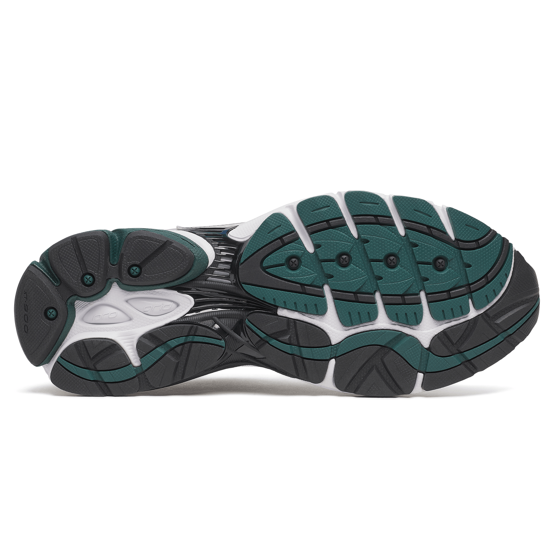 Saucony Progrid Omni 9 'White Pine Green' — UK 1 — Lifestyle View