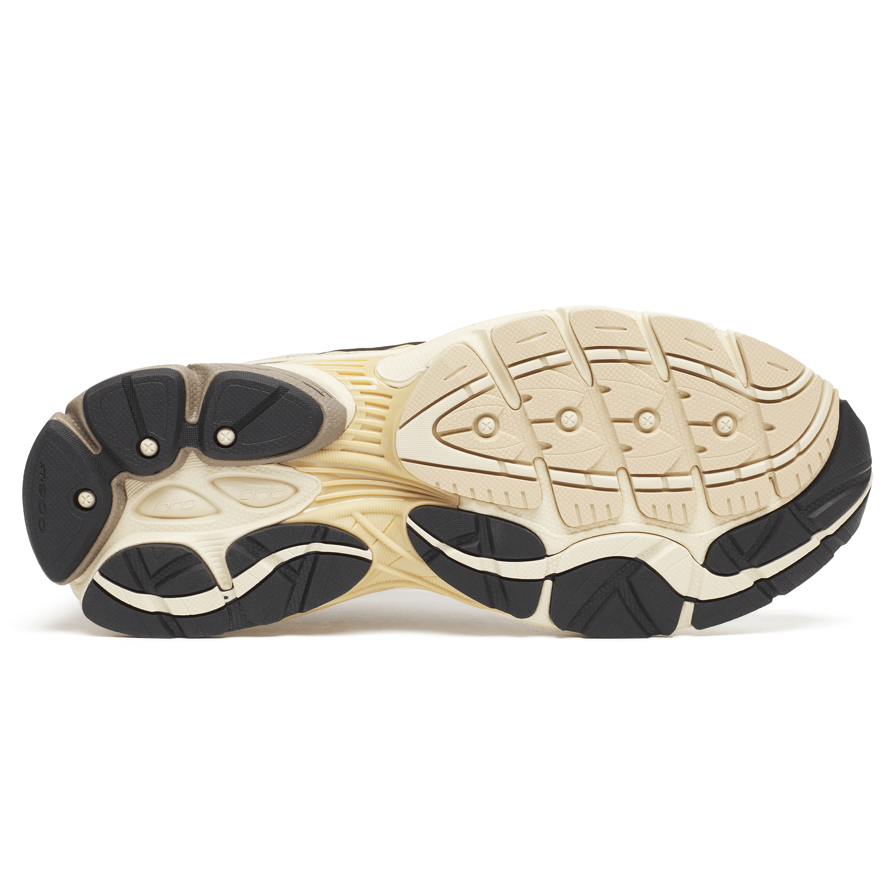 Saucony Progrid Omni 9 'Gold' — UK 1 — Lifestyle View
