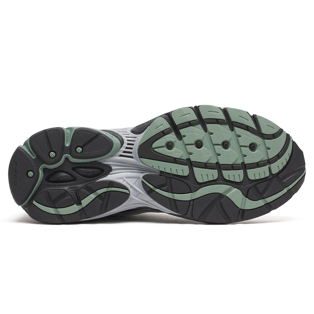 Saucony ProGrid Omni 9 'Brown Navy' — UK 1 — Detail View