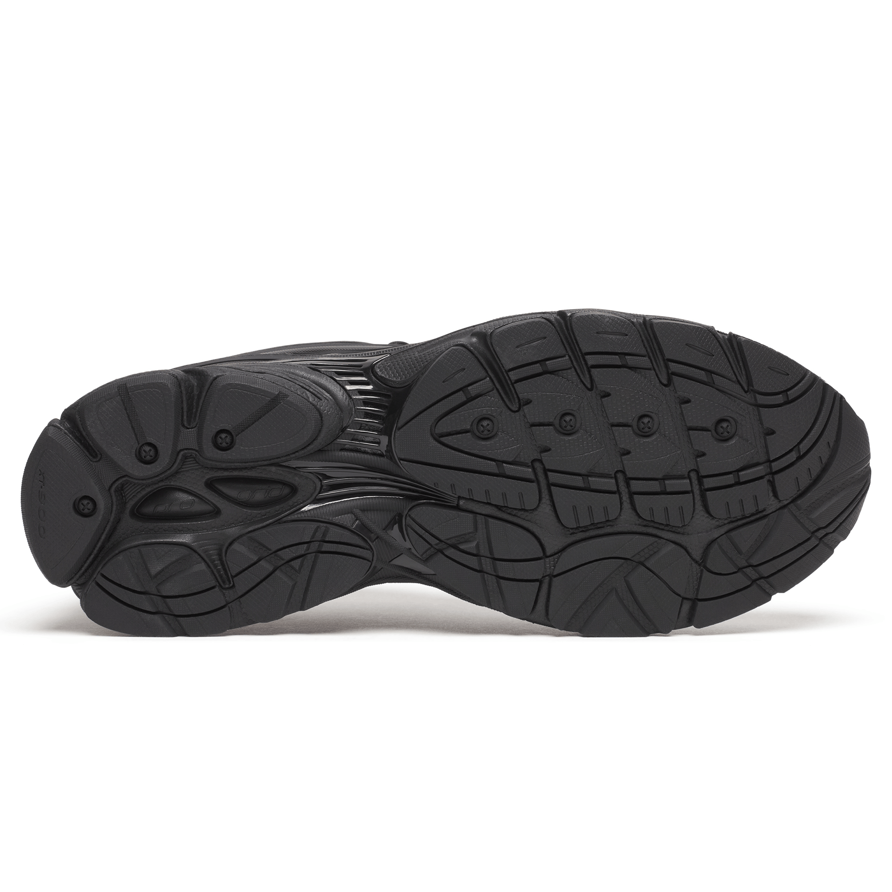 Saucony Progrid Omni 9 Armor 'Black' — UK 1 — Lifestyle View