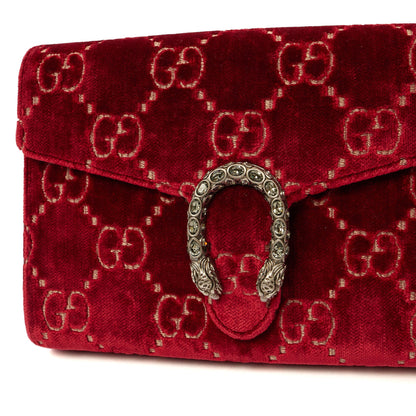 Gucci Cross Body Dionysus Chain Wallet in Red, Fabric — Lifestyle View