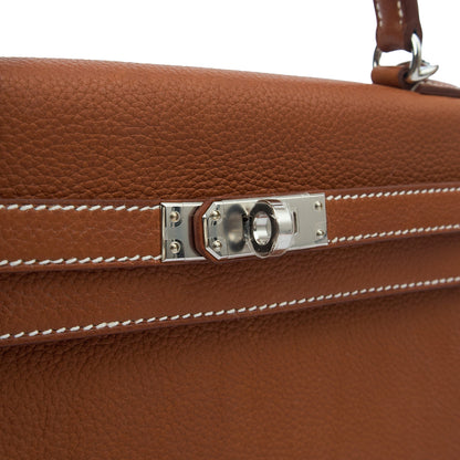 Hermes Top Handle Kelly 25 in Gold, Togo Leather — Alternate View 19