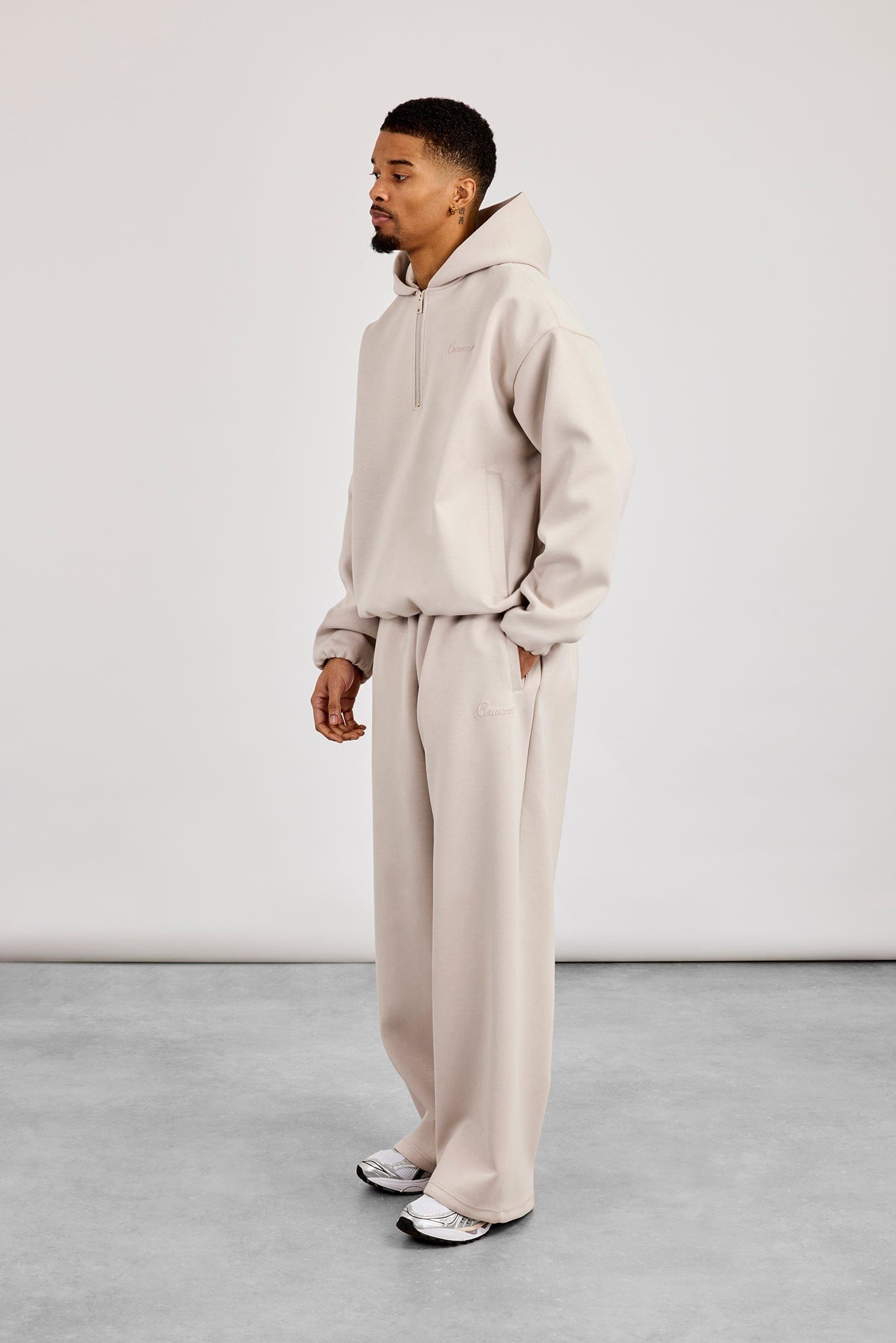 Cernucci Scuba Half Zip Hoodie & Baggy Fit Jogger - Light Grey — S — Size S — Side View