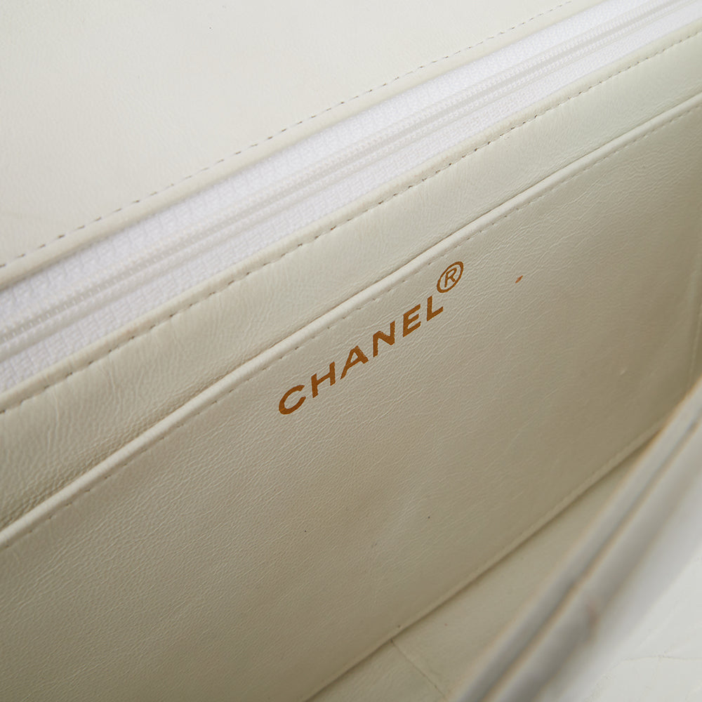 Chanel Classic Single Flap - Large in White, Leather — Alternate View 42