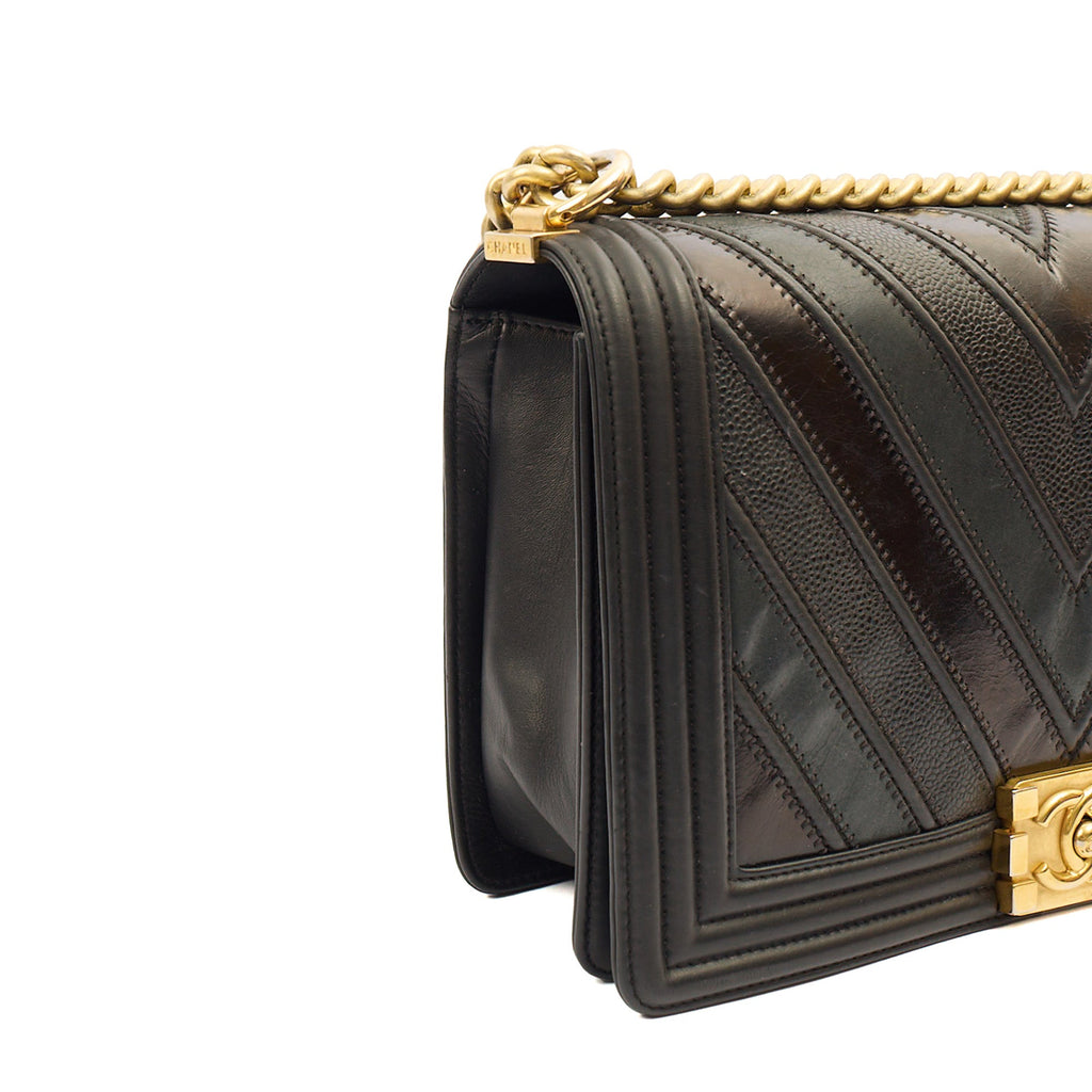 Chanel Shoulder Bag Boy - Medium in Black, Calfskin Leather — Alternate View 7