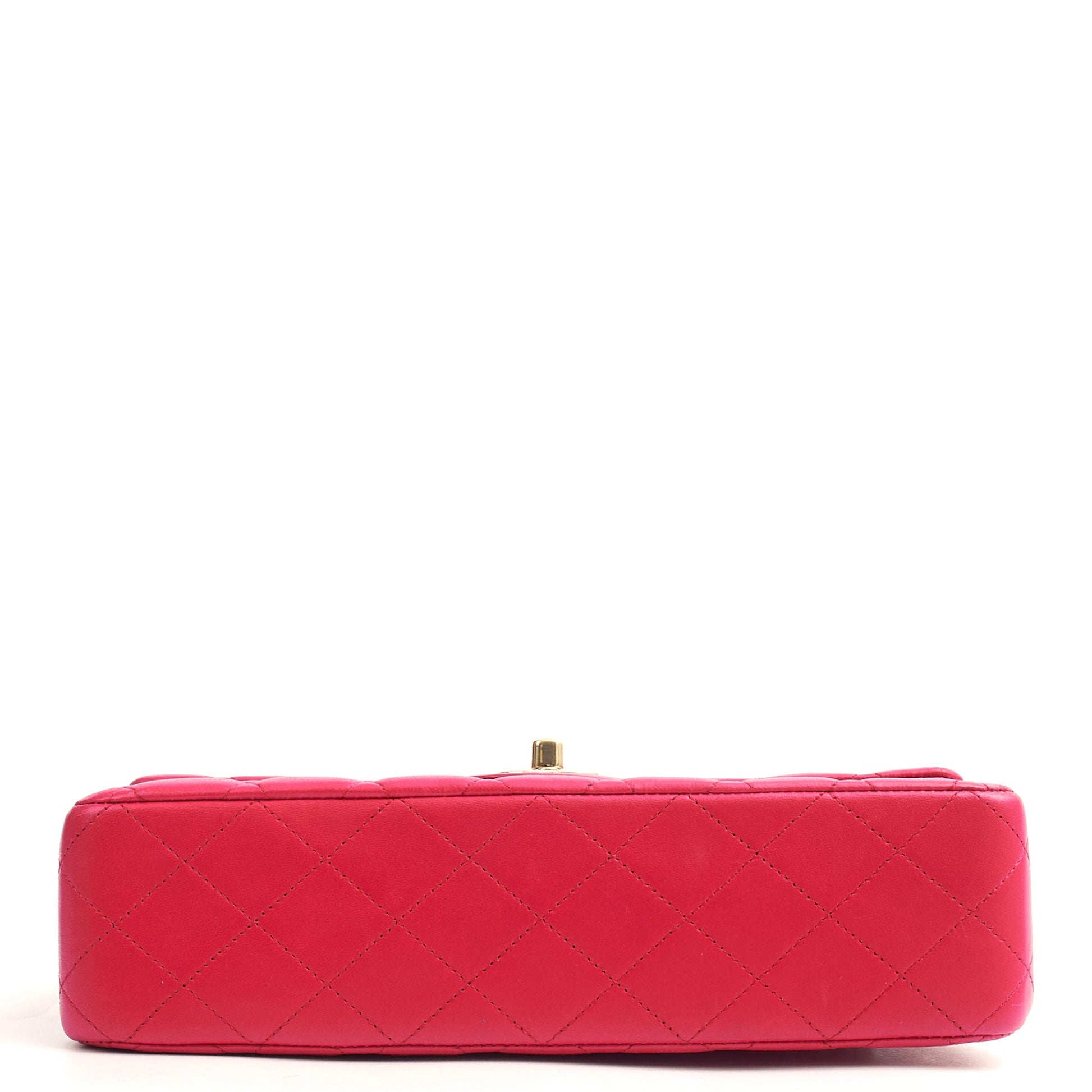 Chanel Shoulder Bag Classic Double Flap - Medium in Red, Lambskin Leather — Detail View