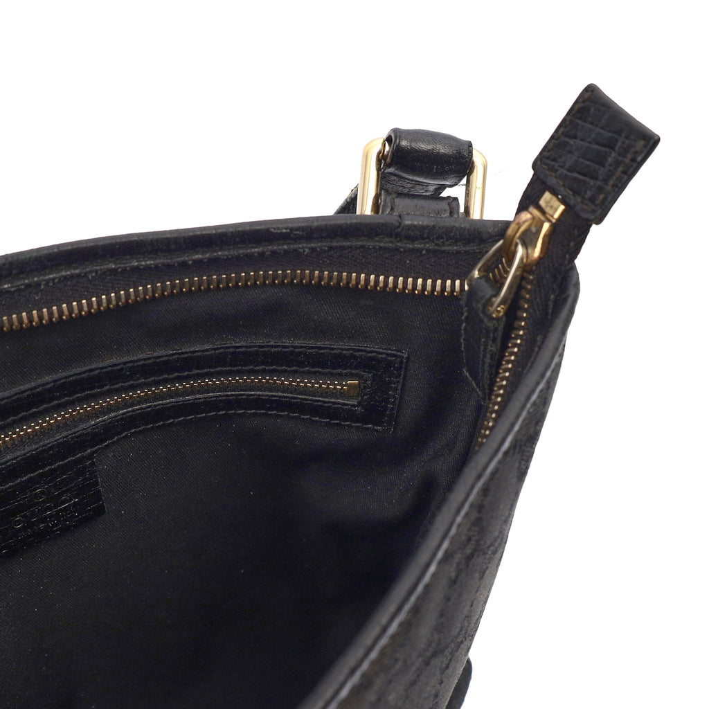 Gucci Cross Body Messenger in Black, Canvas — Detail View