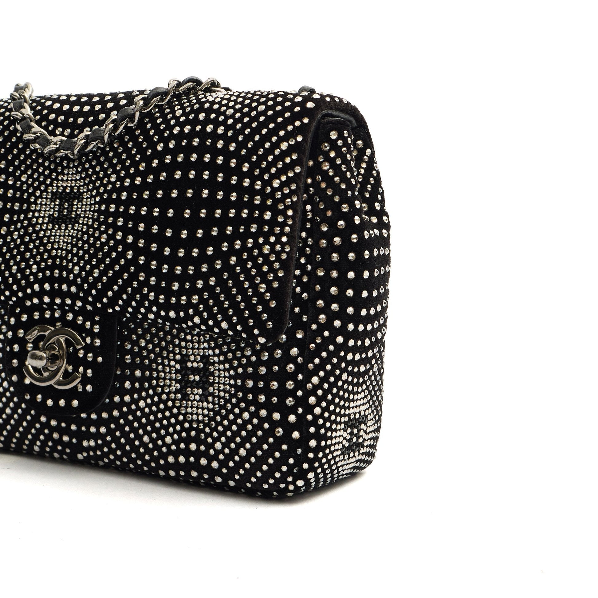 Chanel Shoulder Bag Flap Bag in Black, Velvet — Alternate View 14