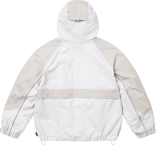 Supreme x Umbro Gore-Tex Hooded Jacket 'White' — XXS — Side View