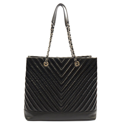 Chanel Tote in Black, Patent Leather — Alternate View 12