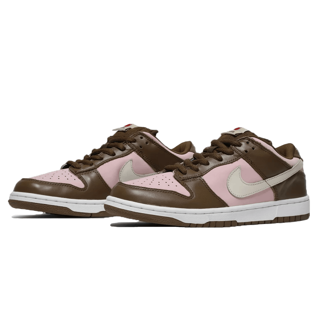 Stüssy x Nike Dunk Low Pro SB 'Cherry' — UK 3 | EU 35.5 | US 3.5 — Side View