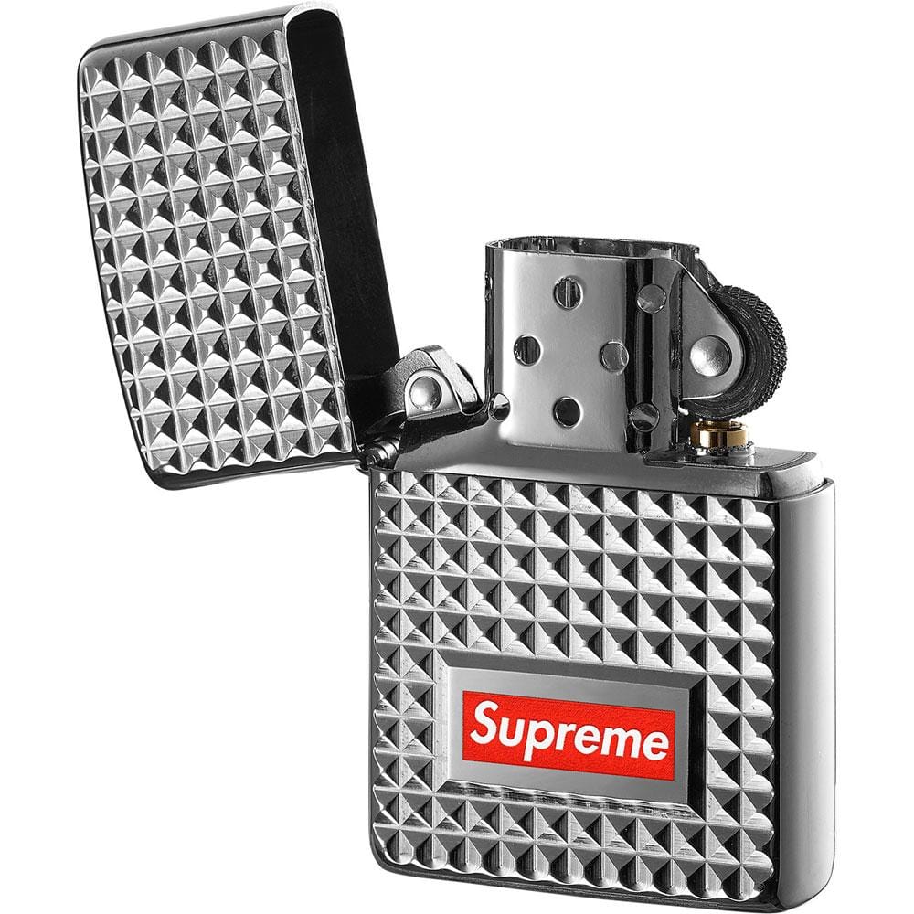 Supreme Diamond Cut Zippo Silver — Side View