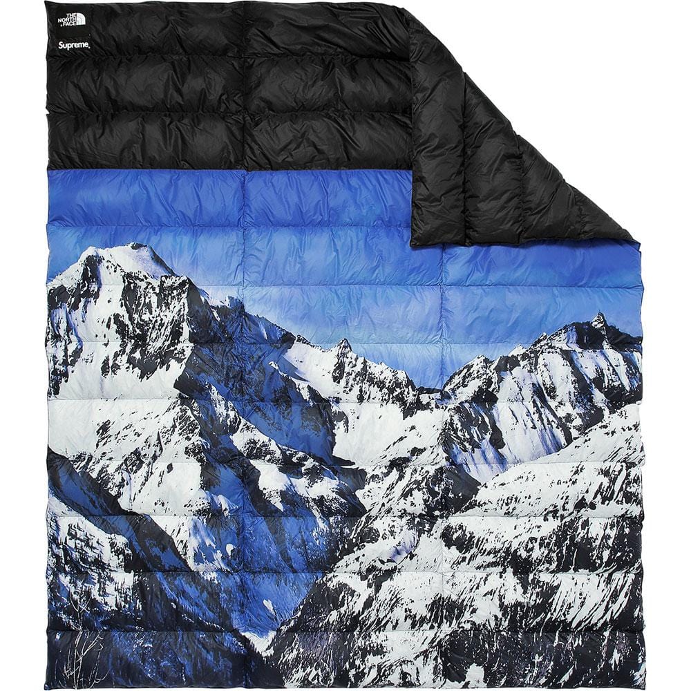 Supreme The North Face Mountain Nupste Blanket Blue-White — Front View