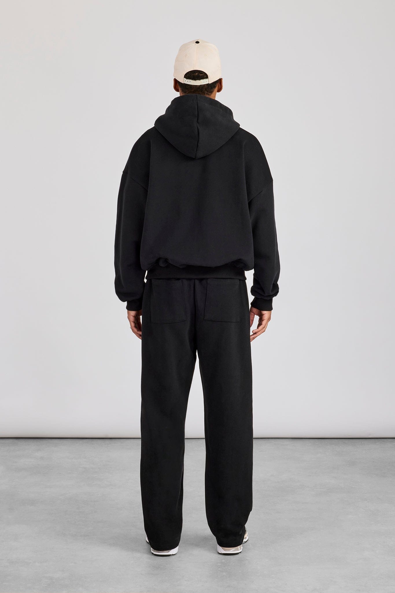 Cernucci Zip Through Boxy Hoodie & Relaxed Jogger - Black — S — Size S — Back View