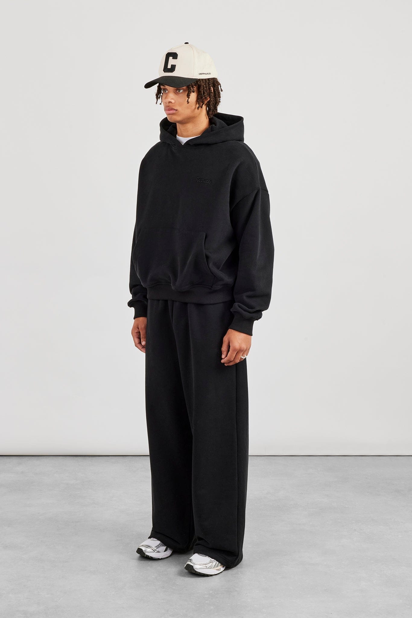 Cernucci Boxy Hoodie & Baggy Fit Jogger - Black — S — Size S — Side View