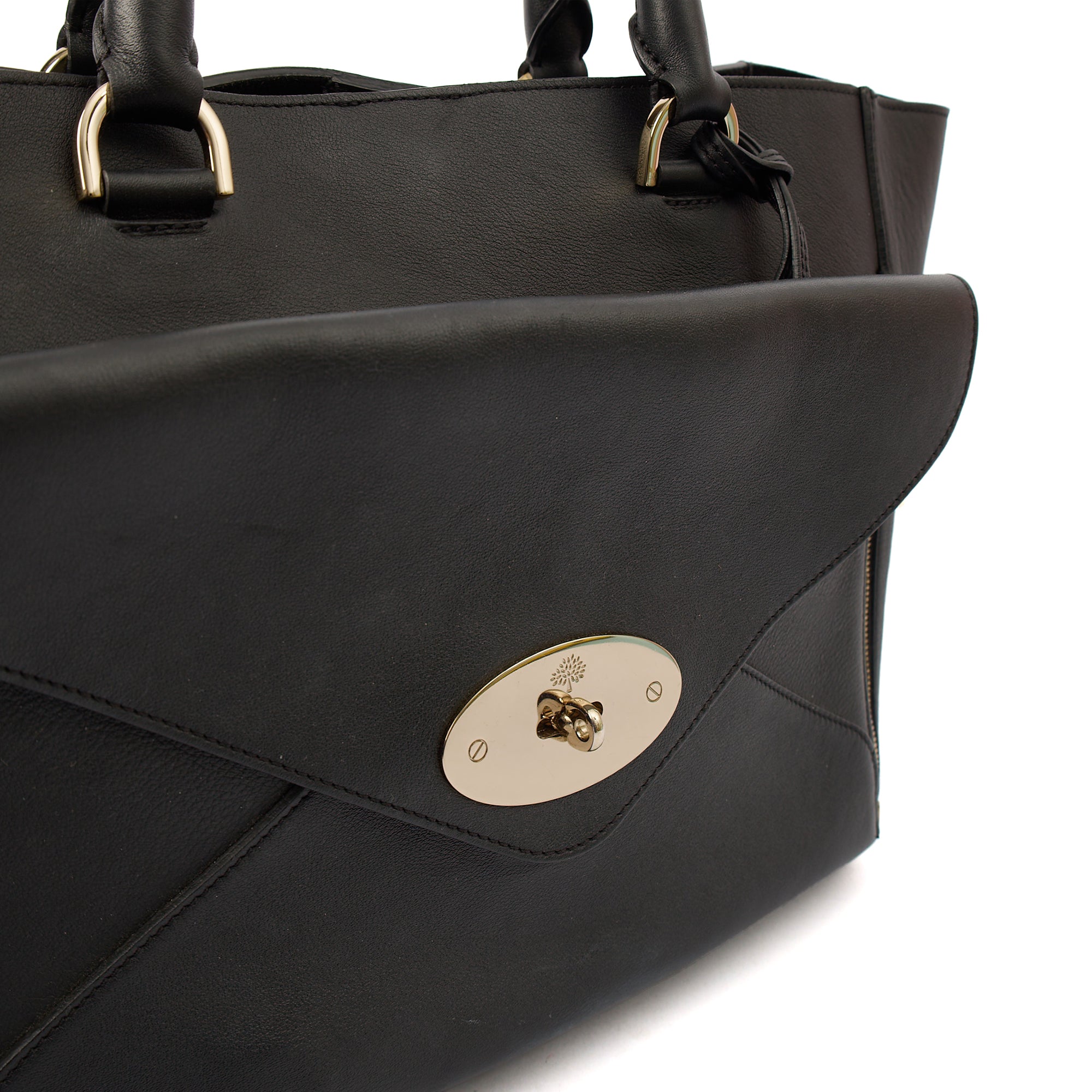 Mulberry Tote Willow - Large in Black, Calfskin Leather — Lifestyle View