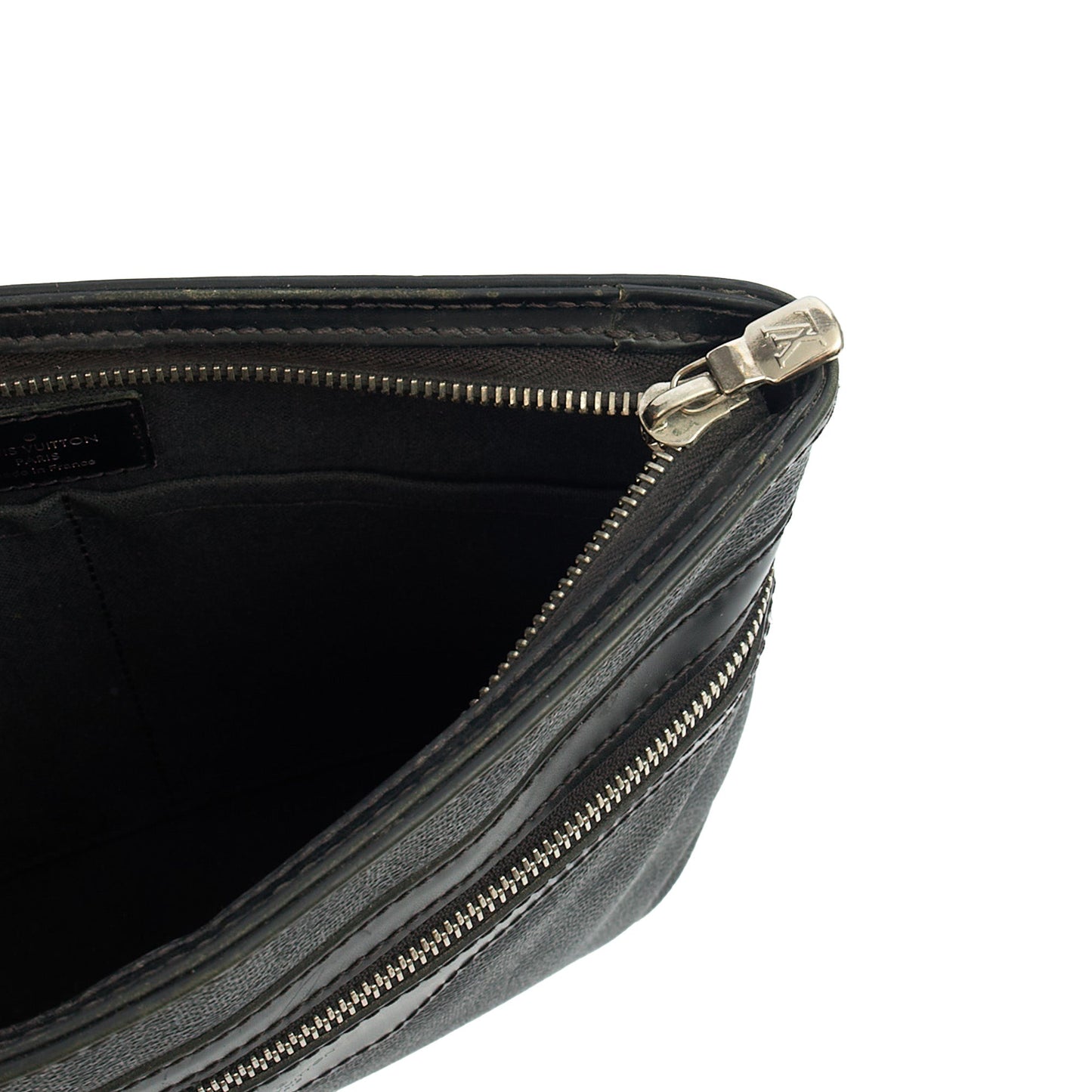 Louis Vuitton Cross Body Messenger in Damier Graphite, Canvas — Detail View