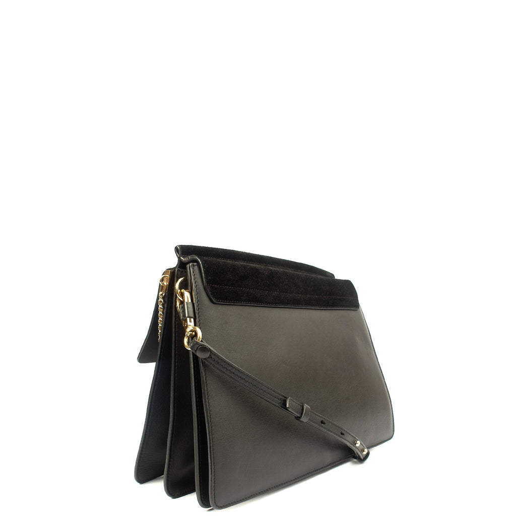 Chloe Shoulder Bag Faye - Medium in Black, Leather — Side View