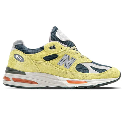 New Balance 991v2 Made in England 'Grape Sorbet' — UK 3.5 | EU 36 | US 4 — Side View