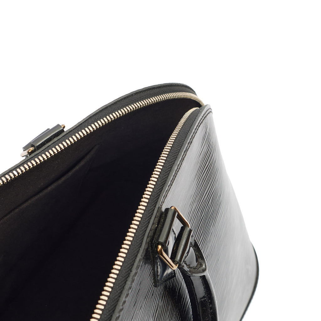 Louis Vuitton Tote Alma GM in Black, Epi Leather — Detail View