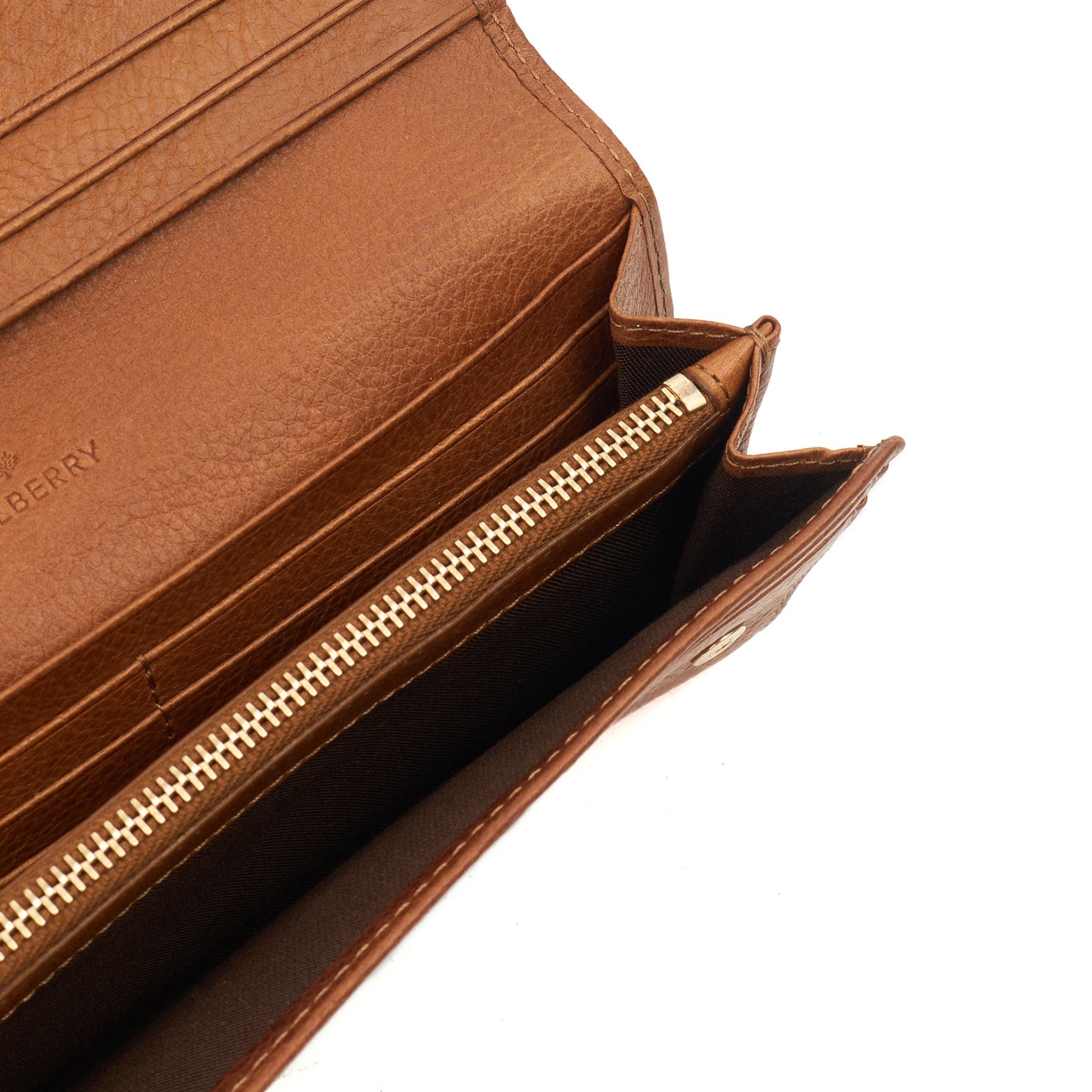 Mulberry Purse Wallet in Oak, Leather — Lifestyle View