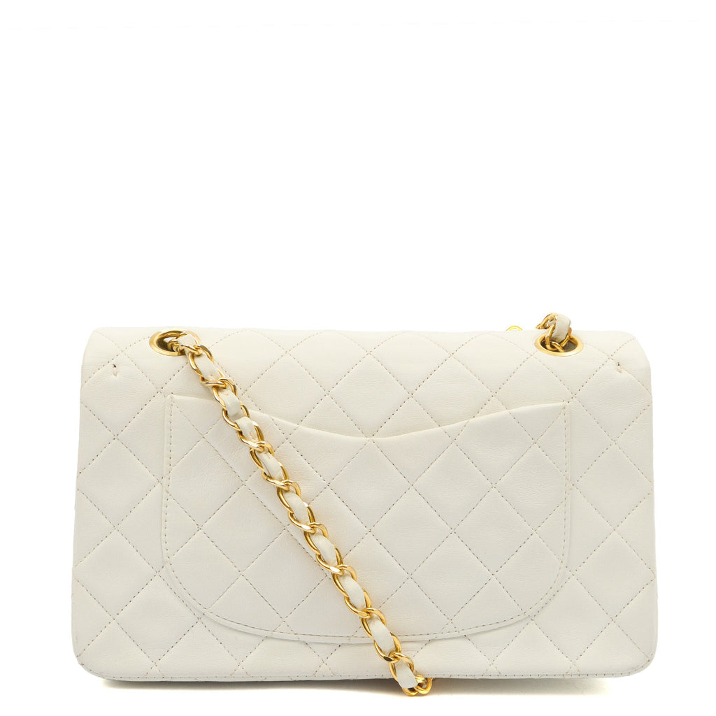 Chanel Shoulder Bag Classic Double Flap - Medium in White, Lambskin Leather — Detail View
