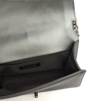 Chanel Shoulder Bag Boy - Medium in Multi, Fabric — Alternate View 10
